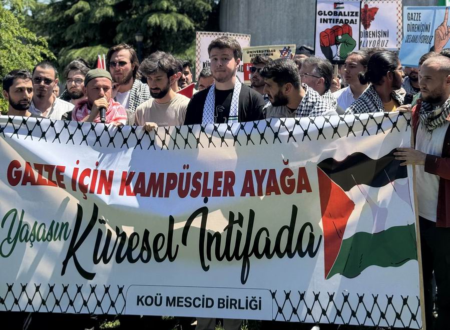 Kocaeli Üniversitesi’nde Gazze eylemi gerçekleştirildi