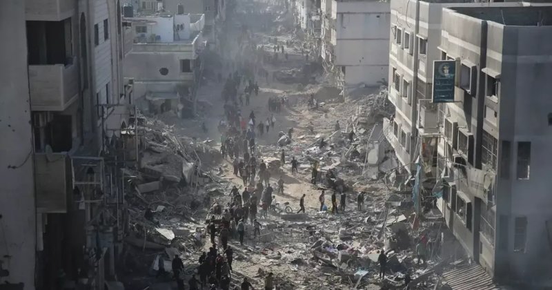 Katil İsrail'in saldırısı sonucu aynı evden 14 kişi şehit oldu
