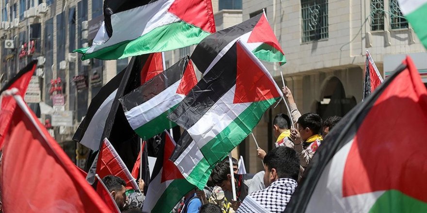 Katil İsrail Nekbe'nin yıl dönümü için düzenlenen gösteride 1 Filistinli öldürdü
