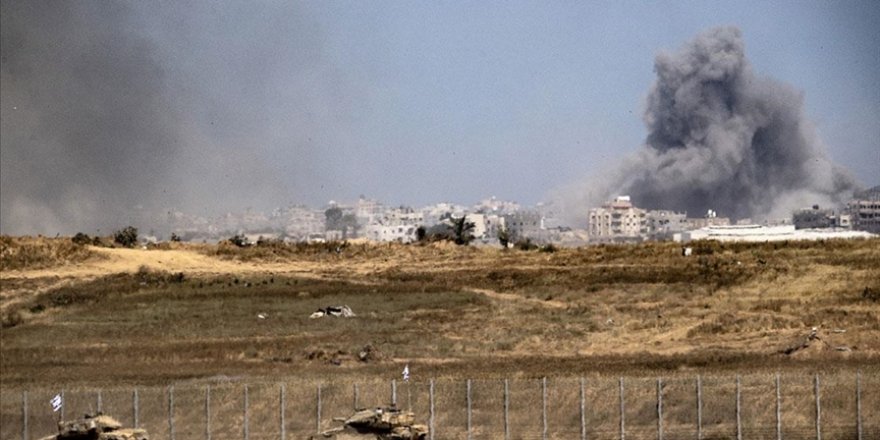 Katil İsrail Batı Şeria'da hava saldırısı düzenledi
