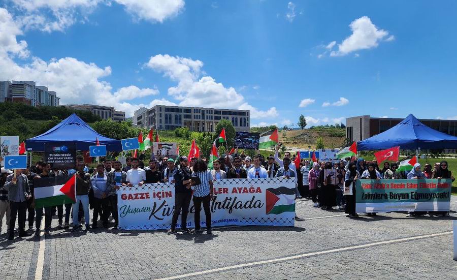 Bartın Üniversitesi’nde Gazze ile dayanışma eylemi gerçekleştirildi