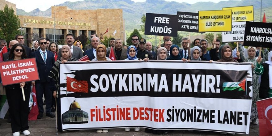 Tunceli'de üniversite öğrencileri Filistin'e destek yürüyüşü düzenledi