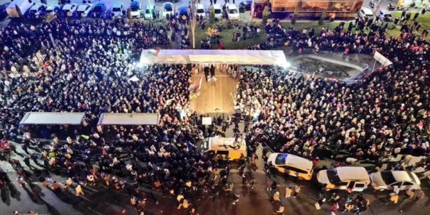 Diyarbakır'da gösteri ve yürüyüşler yasaklandı