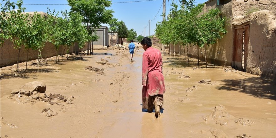 Afganistan'ın Gor vilayetinde seller nedeniyle en az 50 kişi hayatını kaybetti