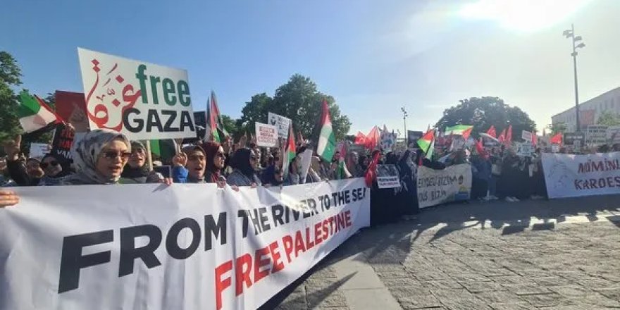 İstanbul’daki 20 üniversitenin öğrencileri ortak Gazze eylemi gerçekleştirdi