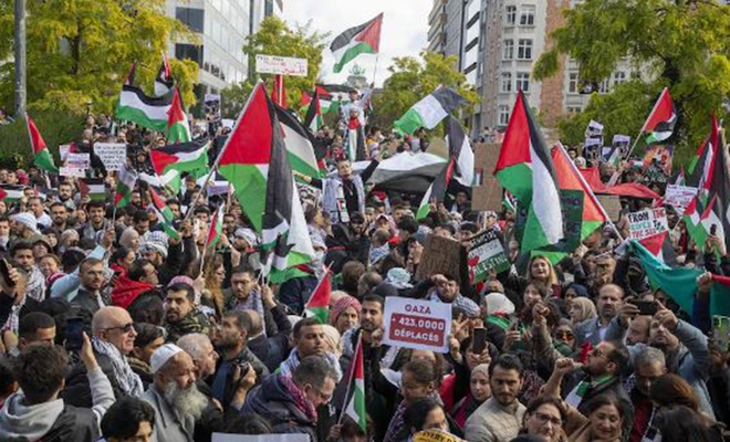 Belçika'da binler Filistinliler için yürüdü