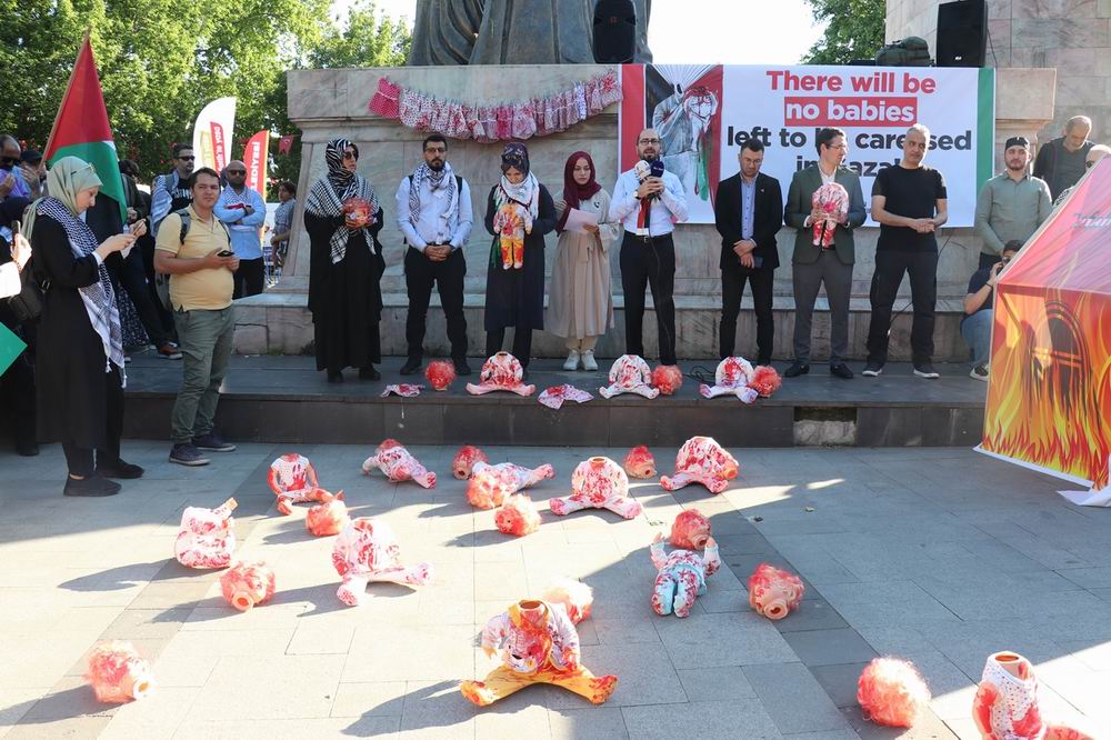 "Türkiye'de siyonist vatandaş istemiyoruz!"