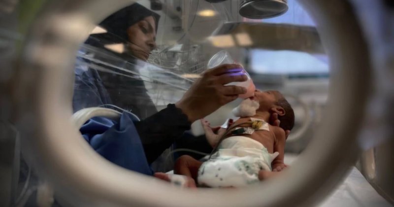 Gazze'de şehit edilen 9 aylık hamile kadının karnındaki bebek kurtarıldı