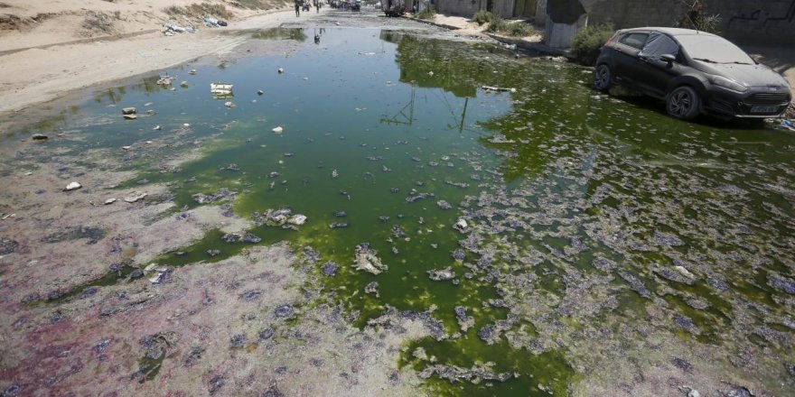 Gazze'de atık sularda bulunan çocuk felci virüsü Filistinli çocukların hayatını tehdit ediyor