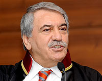 Barolar Birliği Başkanı Özdemir Özok Öldü