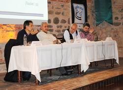 Bursa'da "İslami Kimlik" Paneli