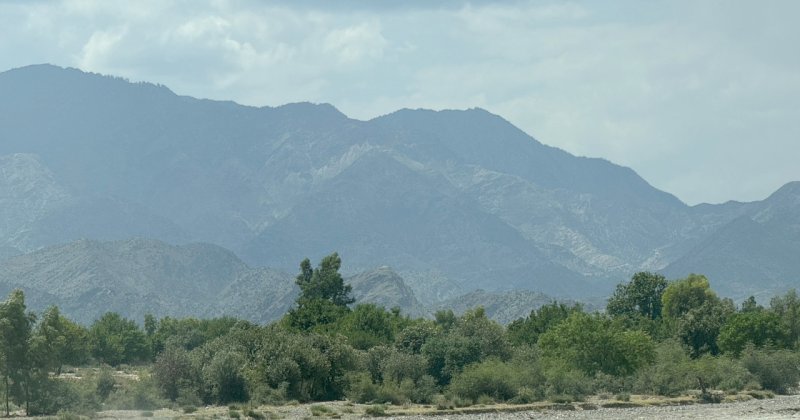 Pakistan ordusu Afganistan'da sivilleri hedef almaya devam ediyor