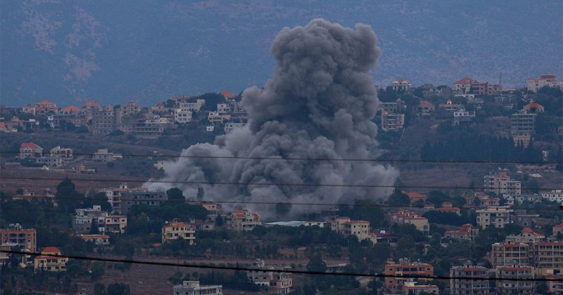 Soykırımcı İsrail, Beyrut'un güneyini vurdu