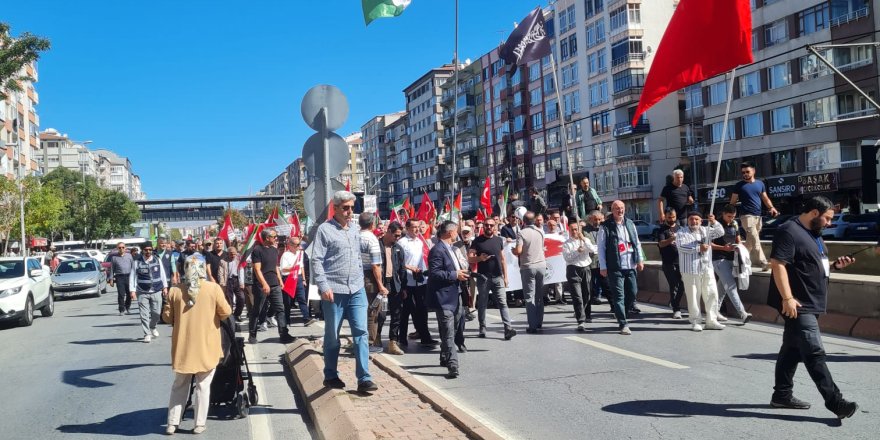 1 yılı geride bırakan Gazze Soykırımı Kayseri’de protesto edildi