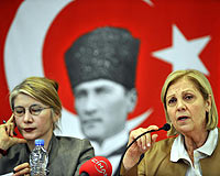 Tansel Çölaşan, Gelecekten Haber Verdi!