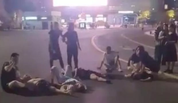 Çin'de bir araç kalabalığa daldı: 35 ölü 43 yaralı