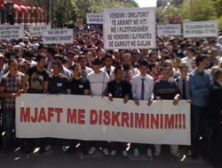 Başörtüsü Yasağı Onbinleri Meydana Çıkardı