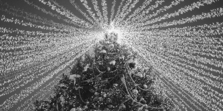 “Kim bir kavme benzemeye çalışırsa, o da onlardandır”