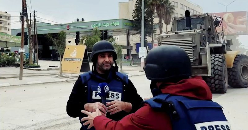 İşgal rejimi Batı Şeria'da Anadolu Ajansı muhabirlerinin üzerine iş makinelerini sürdü