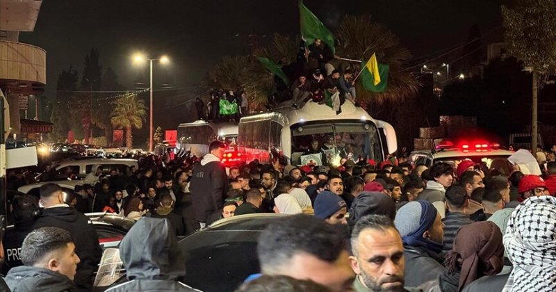 Hamas'tan esir takası kutlamalarında halka müdahale eden Abbas rejimine uyarı