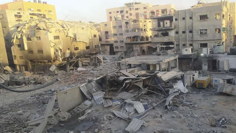 Yaslı bir anne, İsrail askerlerinin Kemal Adwan Hastanesi'ne baskın kabusunu unutamıyor