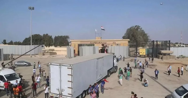 İşgal rejimi Gazze'ye insani yardım girişini durdurdu