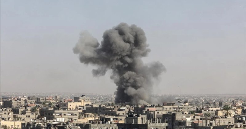 Siyonistler Han Yunus'a hava saldırısı düzenledi