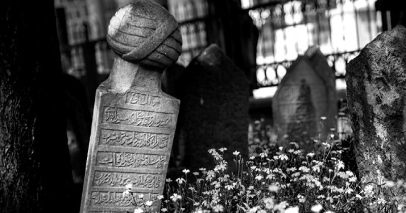 İnsan ölmeden önce ardında ne bıraktığına baksın