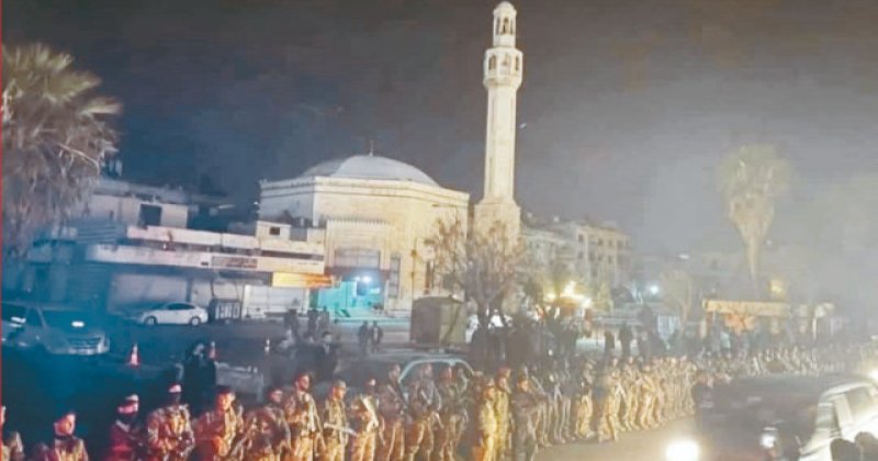 Suriye'de güvenlik güçleri siviller için etten duvar ördü