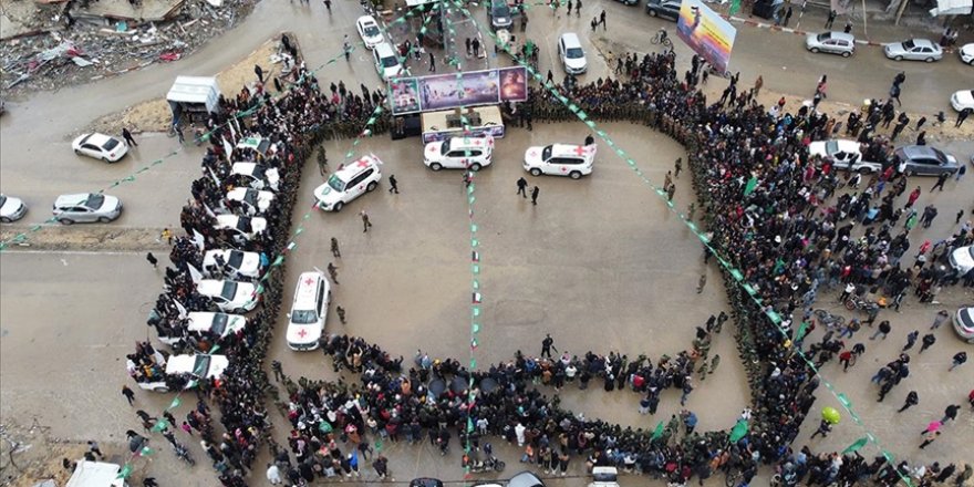 Hamas: Netanyahu ateşkes anlaşmasını esirlerin hayatı pahasına kendi çıkarı için engellemeye çalışıyor