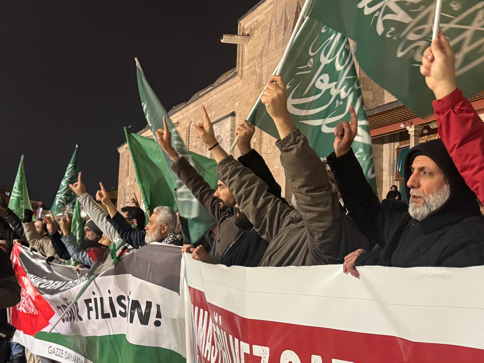 Fatih Cami'nden Gazze'ye selam: Zulüm sürdükçe direniş devam edecek!