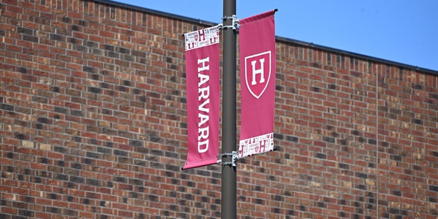 Harvard Üniversitesi, yabancı öğrenci alımını yasaklayan Trump yönetimine dava açtı