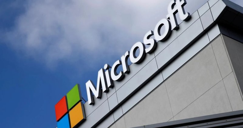 Microsoft, şirketin İsrail ile işbirliğini protesto eden çalışanının işine son verdi