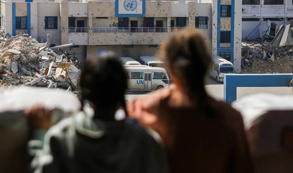 Gazzeli doktor İsrail saldırısında ölen dokuz çocuğunun yasını tutuyor