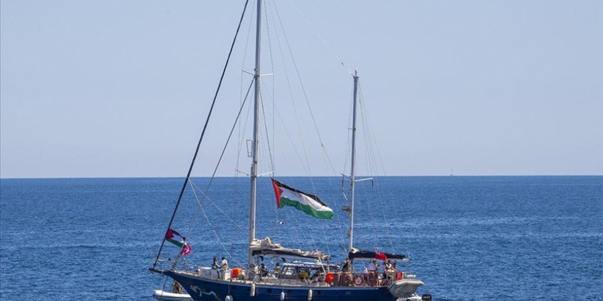 Gazze için Özgürlük Filosu'nun yeni gemisi İtalya'dan hareket etti