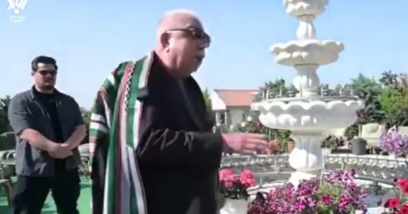 Savaş suçlusu Raşid Dostum küçük sarayından Afganistan'ı tehdit etti