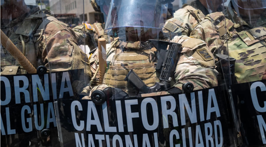 Trump'ın polis devletinin ilk aşamalarına tanık oluyoruz