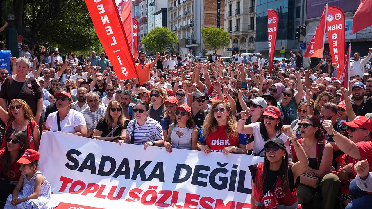 CHP'li belediyede toplu işten çıkarma kararı