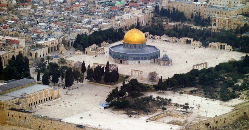 Mescid-i Aksa'nın kapıları girişlere tamamen kapatıldı