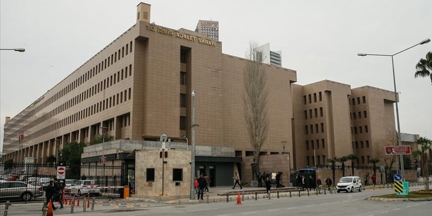 İzmir Büyükşehir Belediyesine yönelik yolsuzluk soruşturmasında gözaltı sayısı 130'a yükseldi