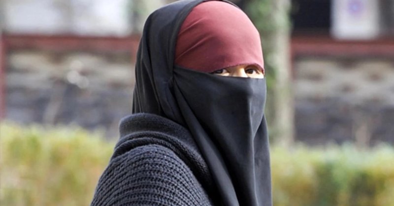 Kazakistan'da peçe kullanımı yasaklandı