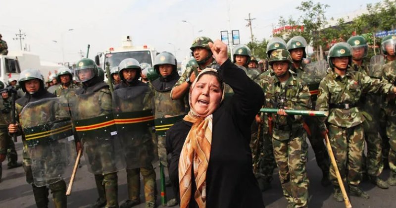 Çin rejiminin binlerce Uygur'u katlettiği Urumçi Katliamının 16'ncı yılı