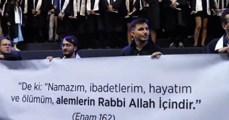 İTÜ mezuniyetinde ayet yazılı pankart hazımsızlığı