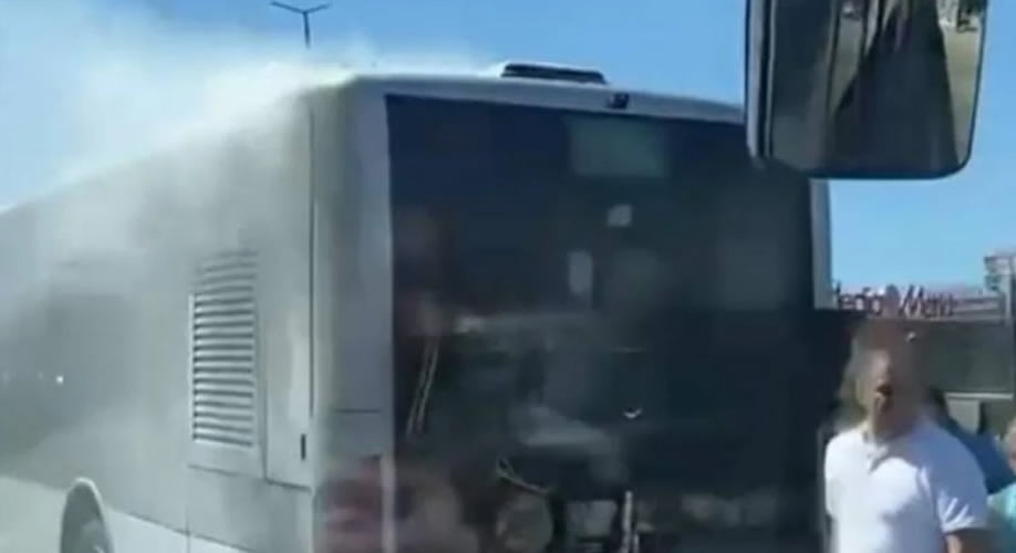 Gün yok ki İBB’nin bir toplu ulaşım aracı yanmasın