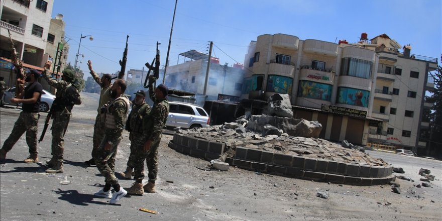 Süveyda'da güvenlik güçleri ile Dürzi çeteler arasındaki çatışmalar sürüyor