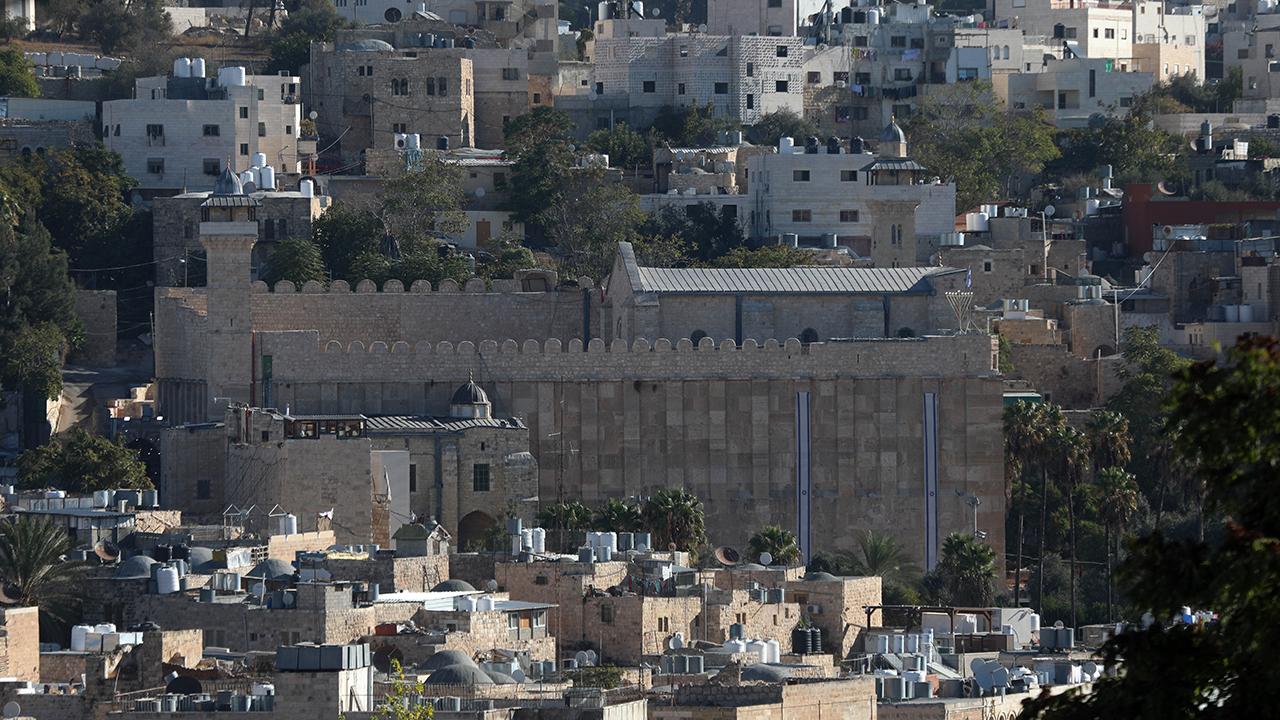 İşgalci İsrail, Filistinli belediyenin Harem-i İbrahim Camisi üzerindeki yetkilerine el koydu
