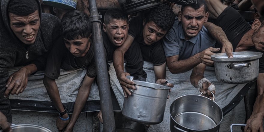 Filistinli gazeteci Şerif: Gazze ölüyor ve onunla birlikte biz de ölüyoruz