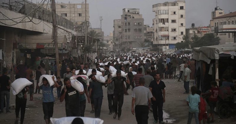 Gazze'nin haftada 500 bin'den fazla un torbasına ihtiyacı var