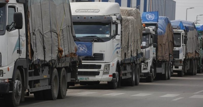 Gazzeli mazlumlar açlıktan can verirken siyonistler bin tane yardım tırını imha etti