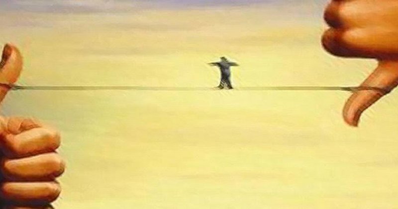 Riyakar eleştirilerin yıkıcı lince dönüşmesi: Mursi örneği